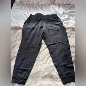 XL UA Women’s Joggers